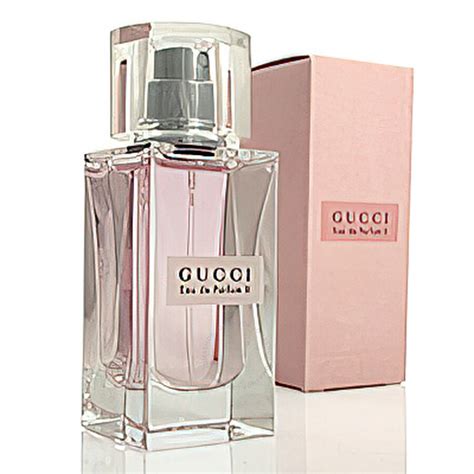 gucci perfume pink box.